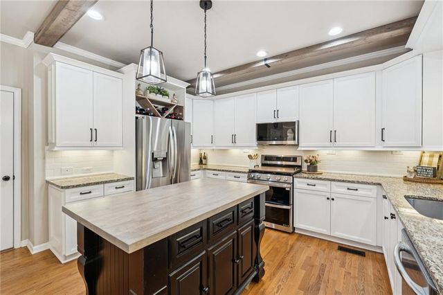 6385 Grand Magnolia Drive, Sugar Hill, GA 30518