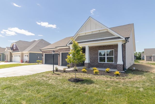 3594 S Setting Sun Lane, New Palestine, IN 46163