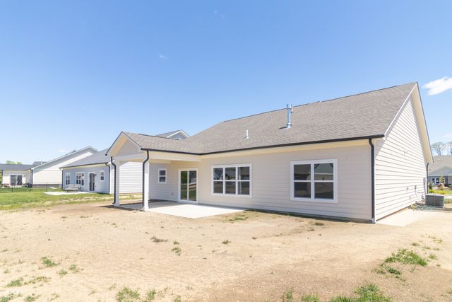 3594 S Setting Sun Lane, New Palestine, IN 46163