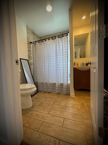 8513 S Sangamon Street, Chicago, IL 60620