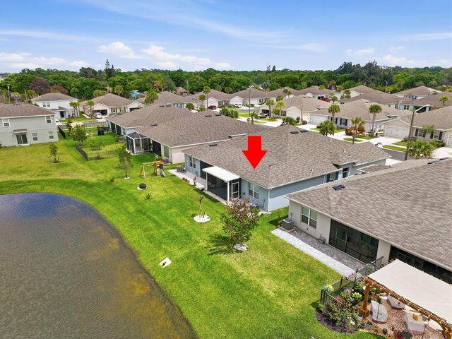 812 Persimmon Place, Fort Pierce, FL 34981