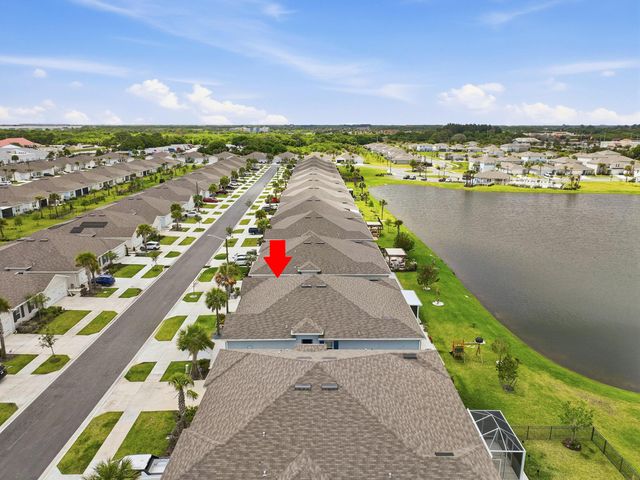 812 Persimmon Place, Fort Pierce, FL 34981