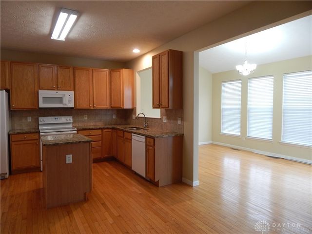 1295 Emily Beth Drive, Miamisburg, OH 45342