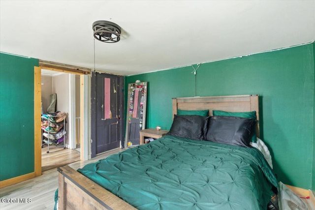 43 Elm Street, Nassau, NY 12123