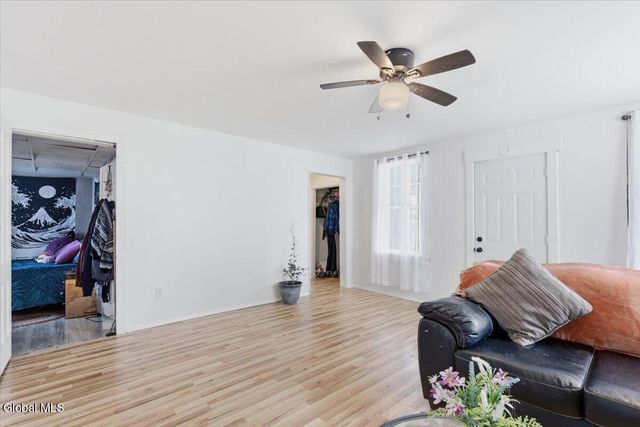 43 Elm Street, Nassau, NY 12123