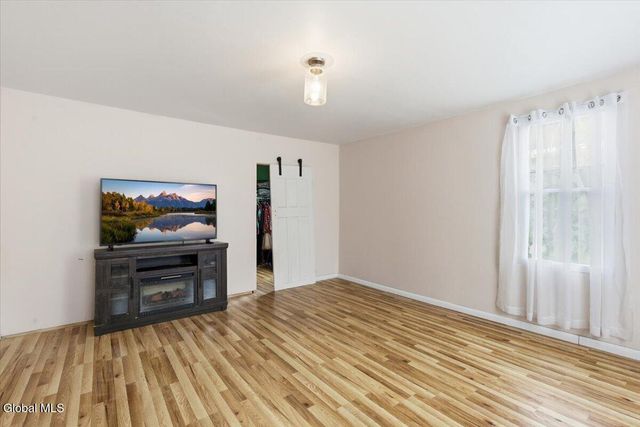 43 Elm Street, Nassau, NY 12123