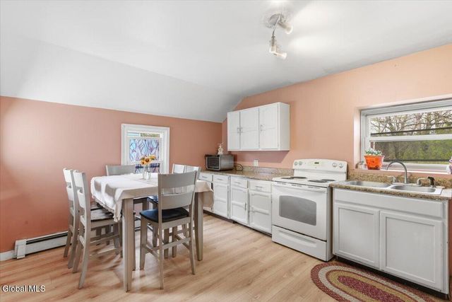 43 Elm Street, Nassau, NY 12123
