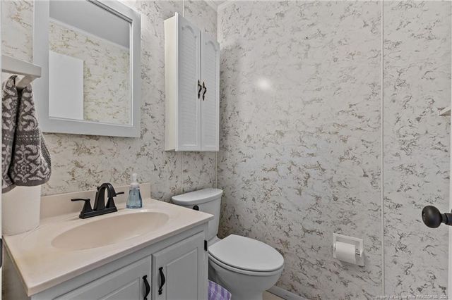 423 Morningside Drive, Fayetteville, NC 28311