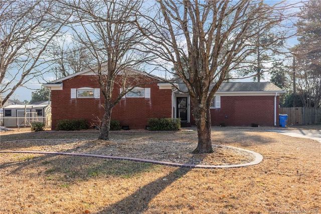 423 Morningside Drive, Fayetteville, NC 28311