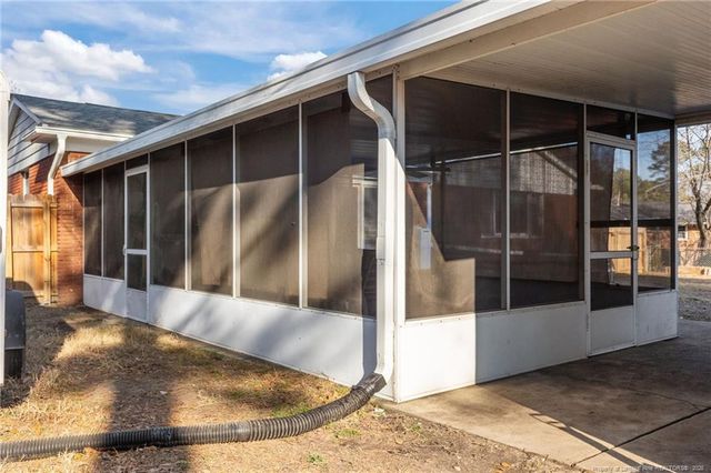 423 Morningside Drive, Fayetteville, NC 28311