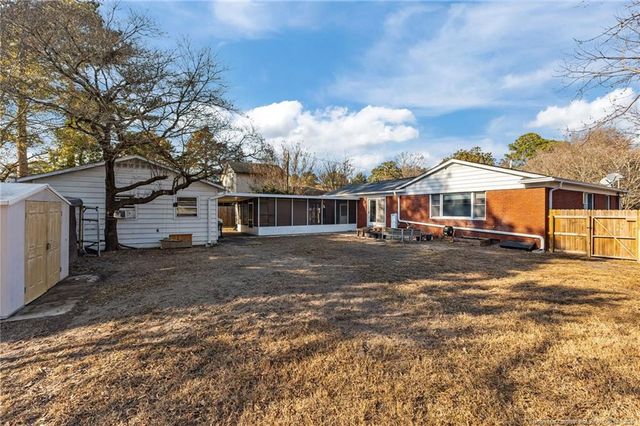 423 Morningside Drive, Fayetteville, NC 28311