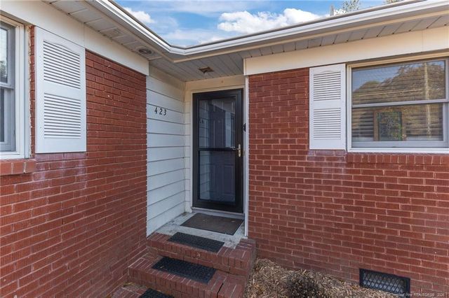 423 Morningside Drive, Fayetteville, NC 28311