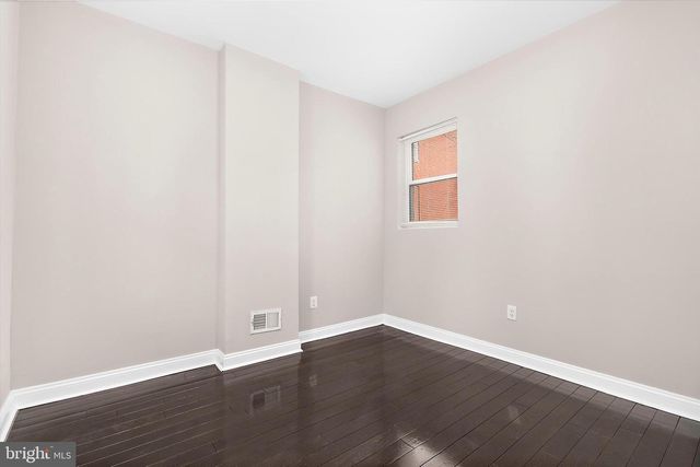 2001 POPLAR GROVE ST, Baltimore, MD 21216