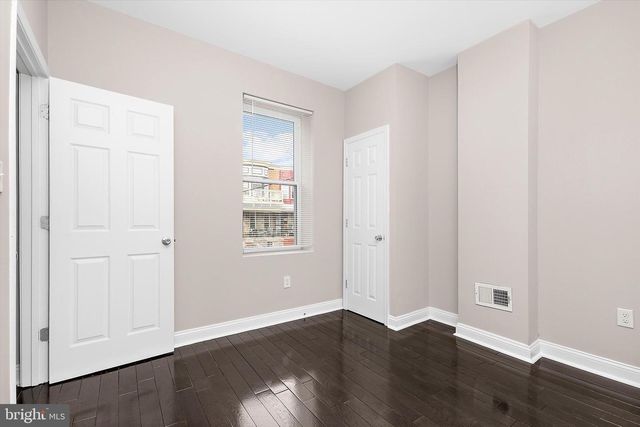 2001 POPLAR GROVE ST, Baltimore, MD 21216