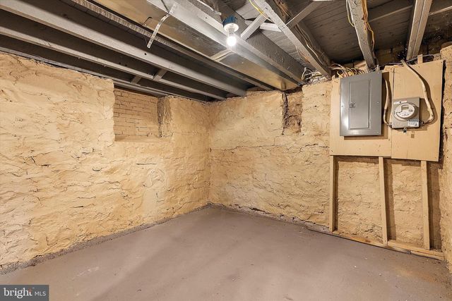 2001 POPLAR GROVE ST, Baltimore, MD 21216