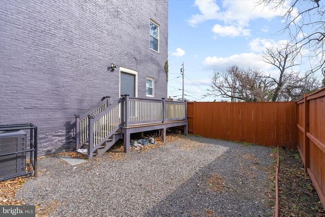 2001 POPLAR GROVE ST, Baltimore, MD 21216