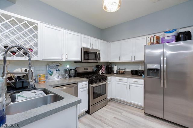 8725 West Flamingo Road 109, Las Vegas, NV 89147
