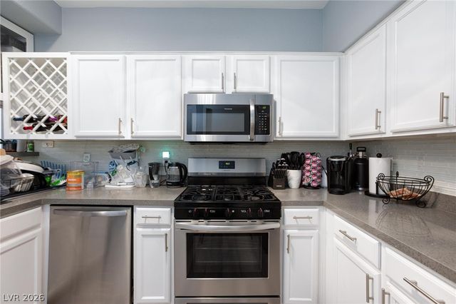 8725 West Flamingo Road 109, Las Vegas, NV 89147