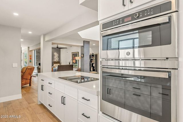 2505 E PALO VERDE Drive, Phoenix, AZ 85016