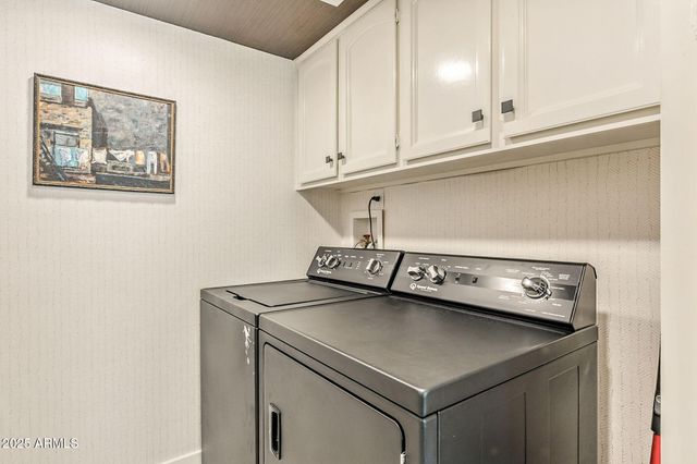 2505 E PALO VERDE Drive, Phoenix, AZ 85016