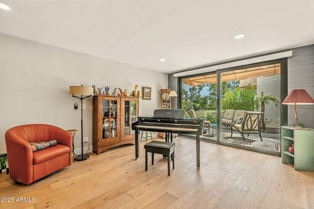 2505 E PALO VERDE Drive, Phoenix, AZ 85016