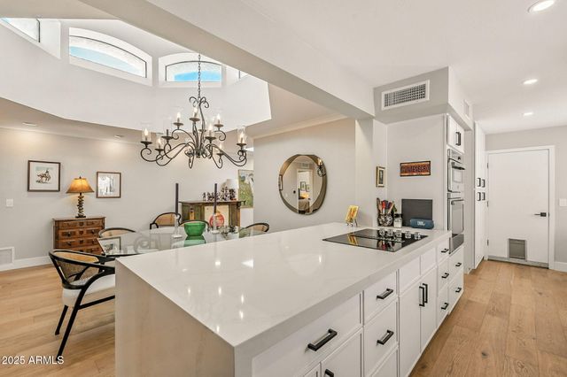 2505 E PALO VERDE Drive, Phoenix, AZ 85016