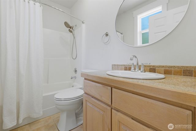 15615 53rd Street NW, Lakebay, WA 98349