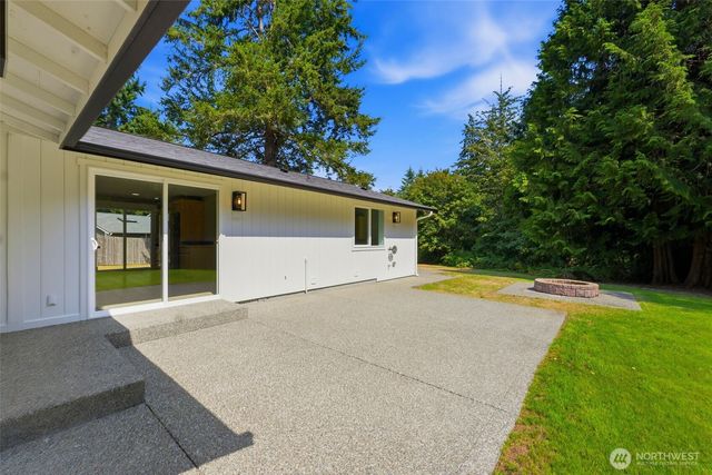 15615 53rd Street NW, Lakebay, WA 98349