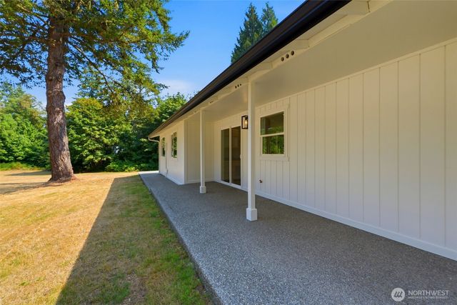 15615 53rd Street NW, Lakebay, WA 98349