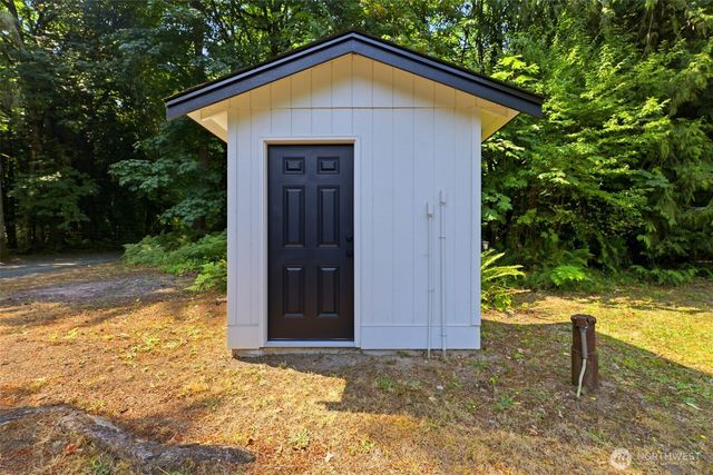 15615 53rd Street NW, Lakebay, WA 98349