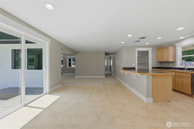 15615 53rd Street NW, Lakebay, WA 98349