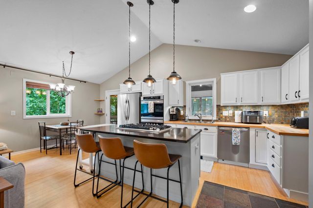 3067 Alexander Lane, Mound, MN 55364