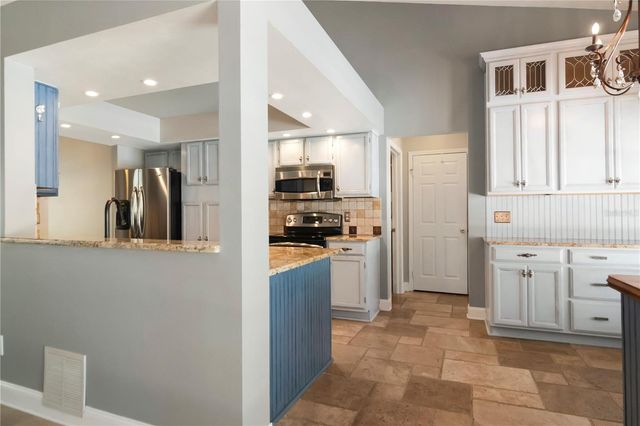 2608 BERRYVINE PLACE, Valrico, FL 33596