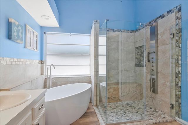2608 BERRYVINE PLACE, Valrico, FL 33596