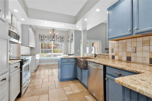 2608 BERRYVINE PLACE, Valrico, FL 33596