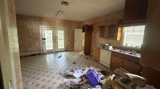 9901 Wiloak Street, Houston, TX 77078