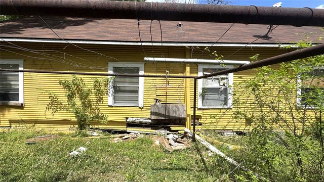 9901 Wiloak Street, Houston, TX 77078