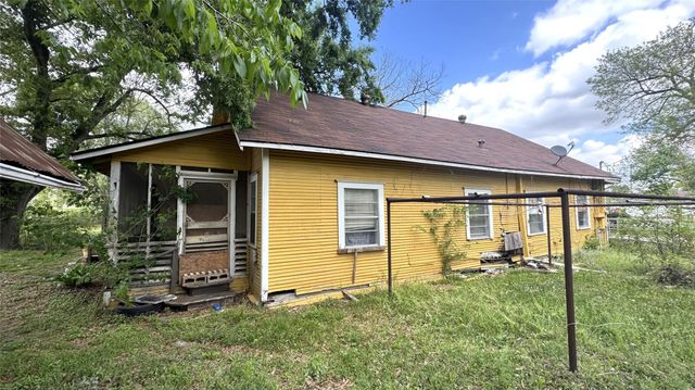 9901 Wiloak Street, Houston, TX 77078