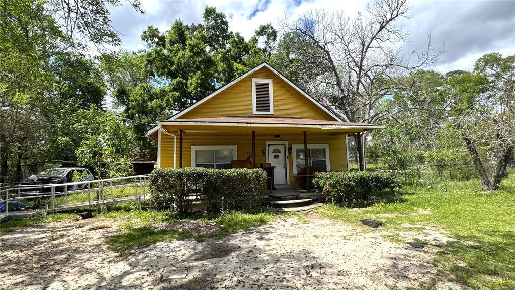 9901 Wiloak Street, Houston, TX 77078