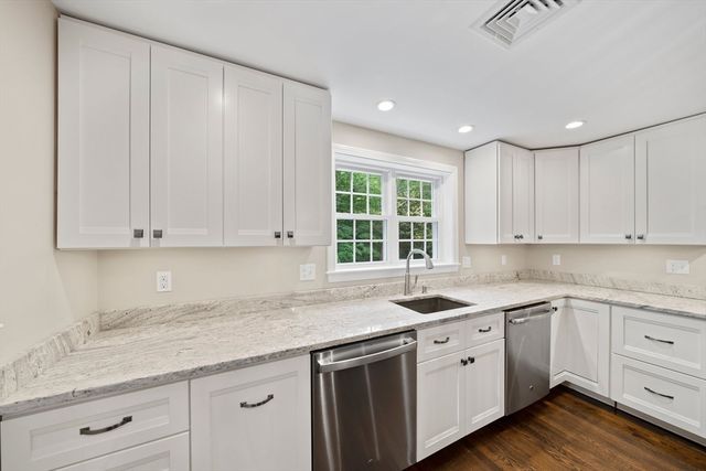 296 Chapman, Canton, MA 02021