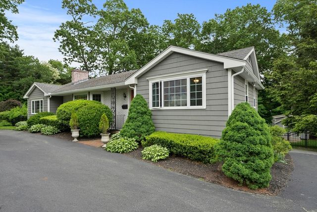 296 Chapman, Canton, MA 02021