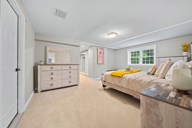 296 Chapman, Canton, MA 02021