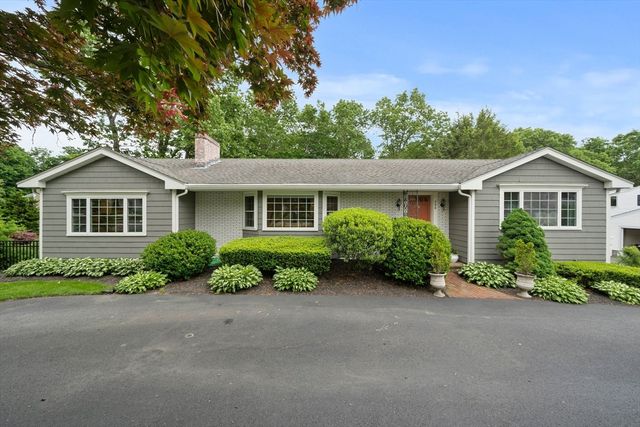 296 Chapman, Canton, MA 02021