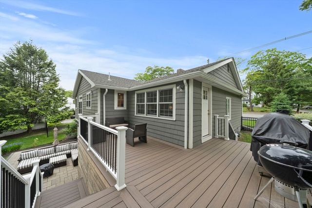 296 Chapman, Canton, MA 02021