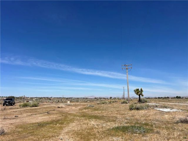 7805 Deep Creek, Apple Valley, CA 92308