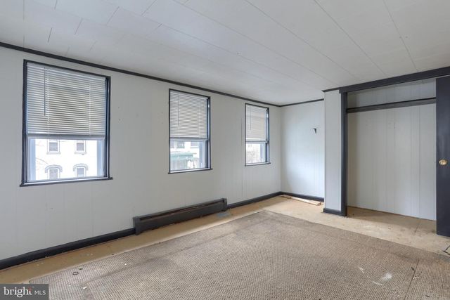 206 S 9TH ST, Lebanon, PA 17042