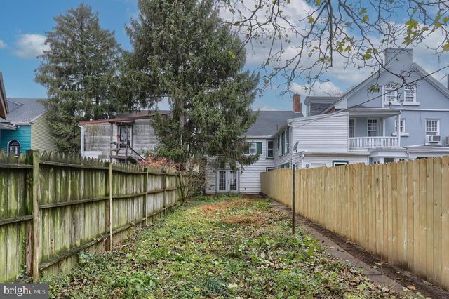 206 S 9TH ST, Lebanon, PA 17042