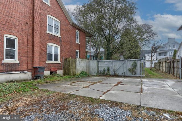 206 S 9TH ST, Lebanon, PA 17042