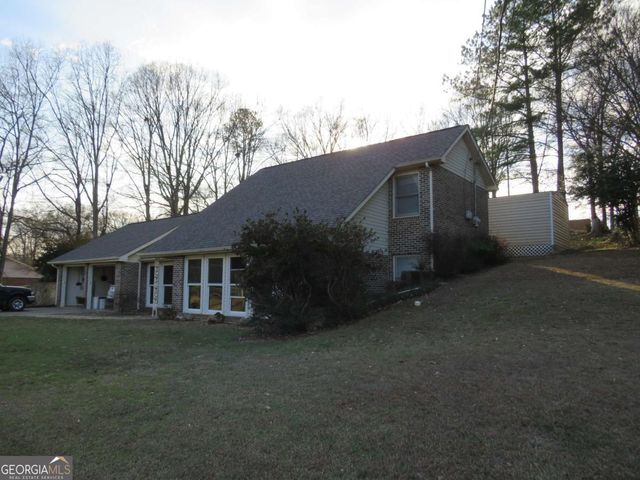 65 Oakwood Drive, Cedartown, GA 30125