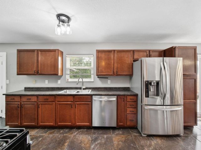 5959 Portside Drive, Hilliard, OH 43026